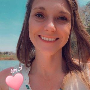 Meet your Posher, Dennies